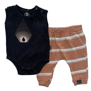 ⭐ Volcom Baby Boys 2-Piece Tank Bodysuit & Joggers Set – Size 6–9M ⭐